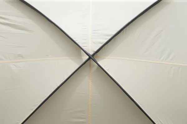 Lay-Z-Spa® Dome - 3.90m x 3.90m x 2.55m