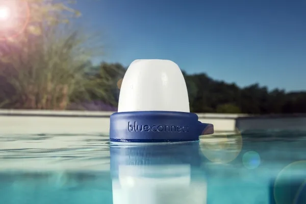 Blue Connect GO - Bluetooth Pool Tester
