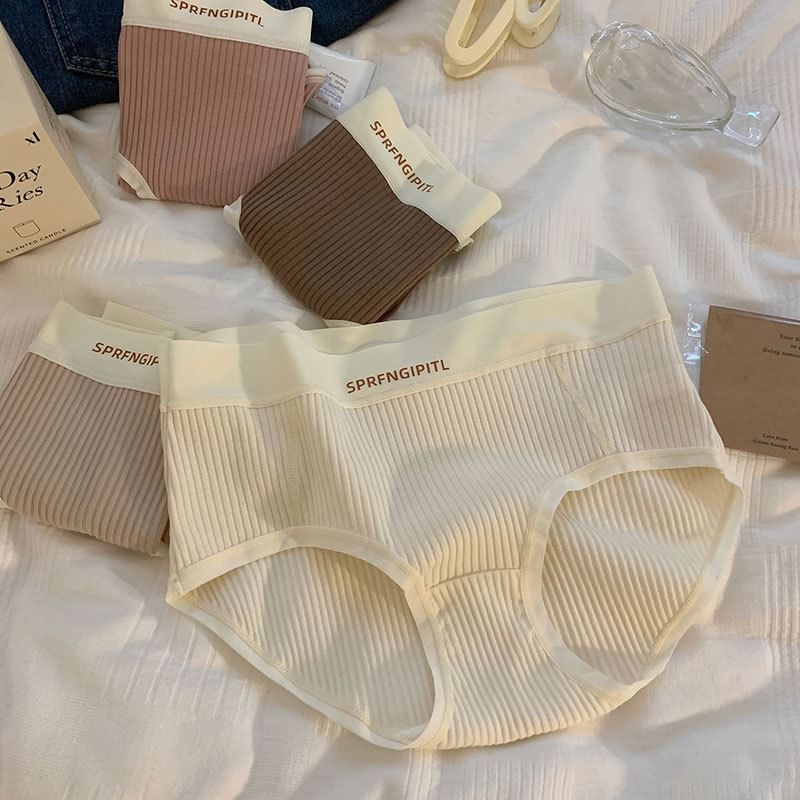 Candyiry - Bikinibroekje met letters