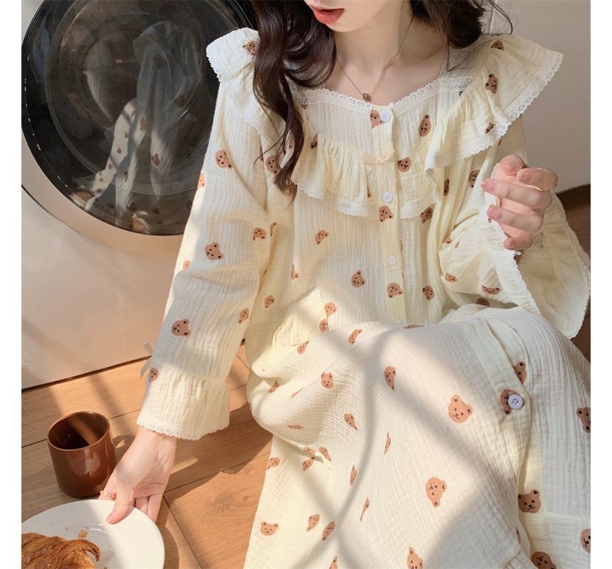 Gecko - Pyjamashirt / Broek / Pyjamajurk / Set met berenprint en kant