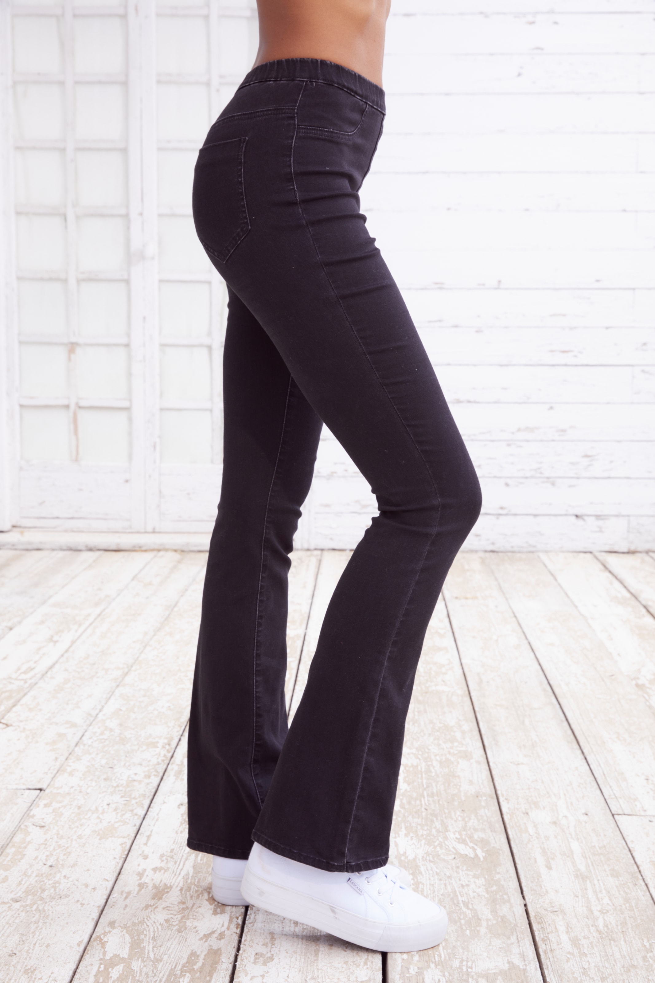 Buffalo Jeggings  mit ausgestelltem Bein