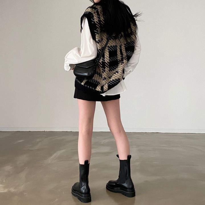 Tangihouse - Effen overhemd / geruit vest / asymmetrische A-lijn minirok