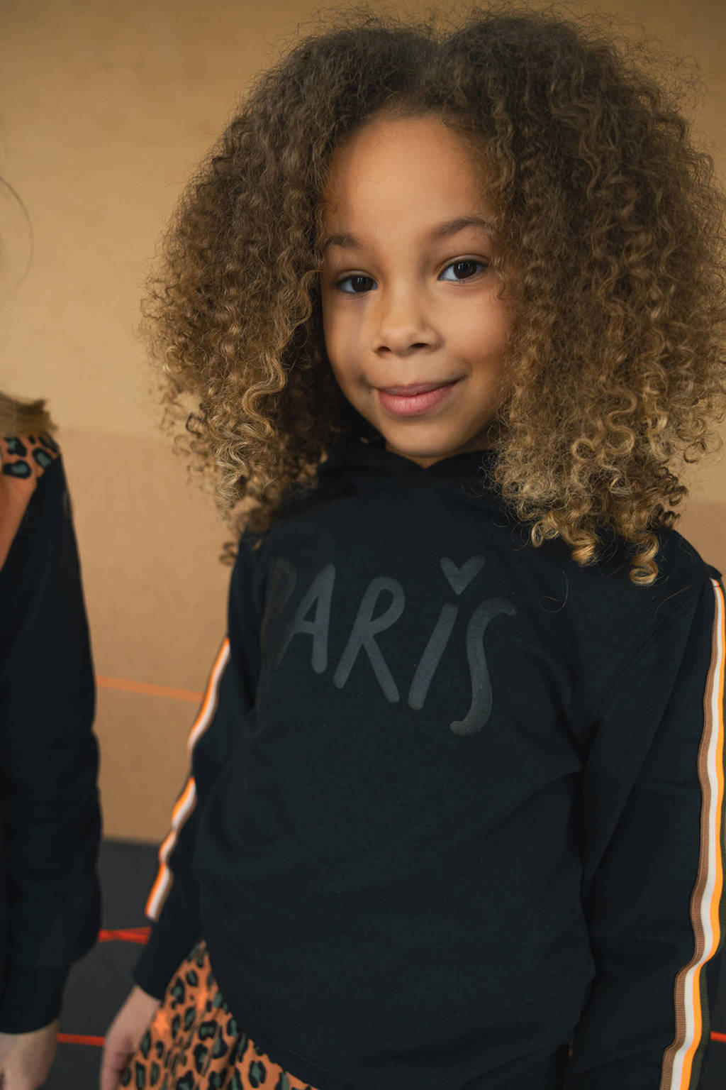 TYGO & vito hoodie Selma met contrastbies zwart