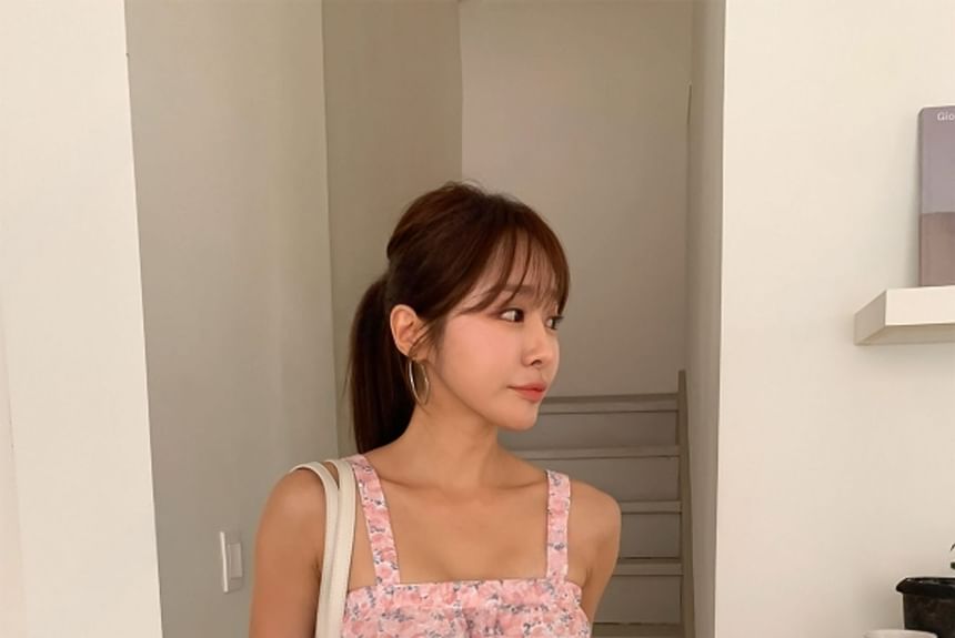 SeoulPop - Mouwloze top met bloemenprint