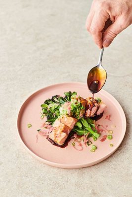 7 Ways: Easy Ideas for Your Favourite Ingredients (Hardback)