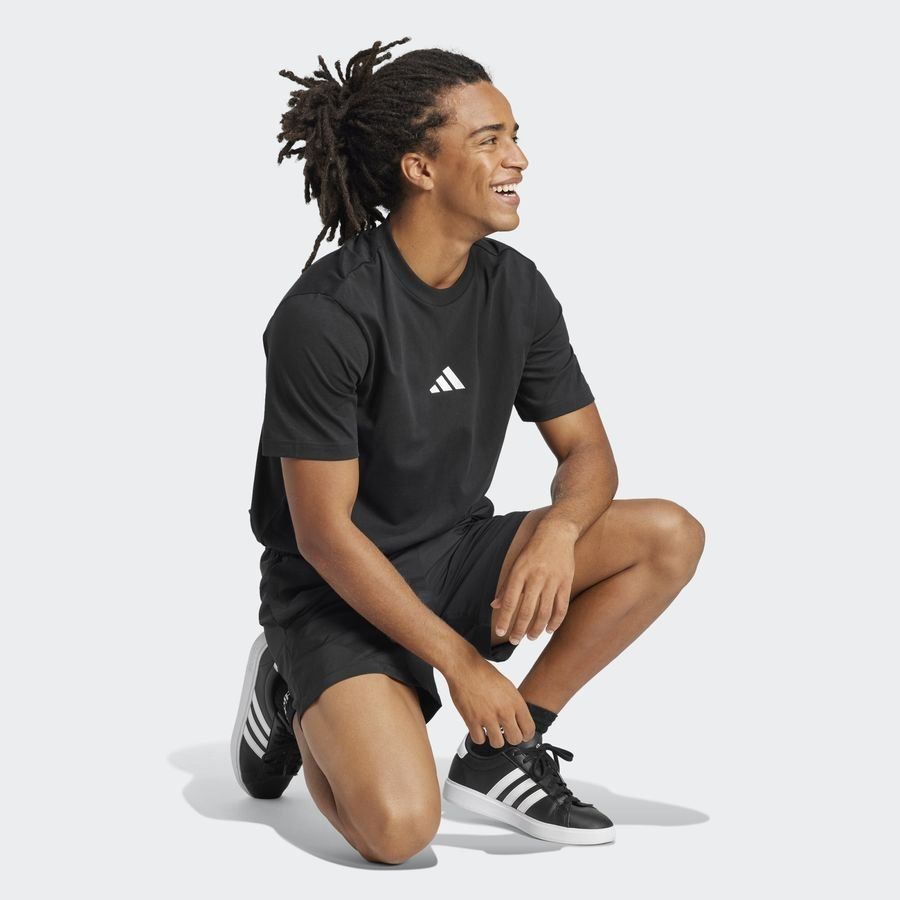 Adidas Essentials Small Logo Single Jersey Tee