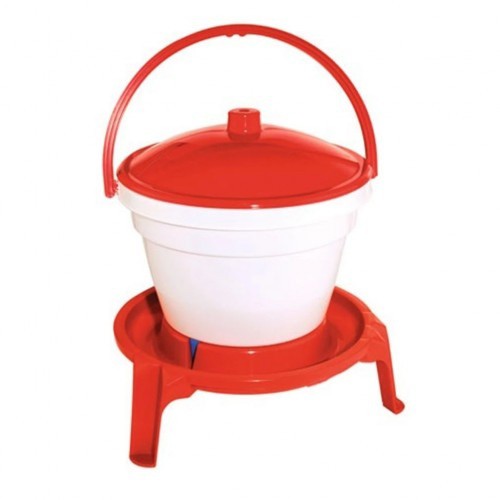 Bebedouro multicolorido para aves