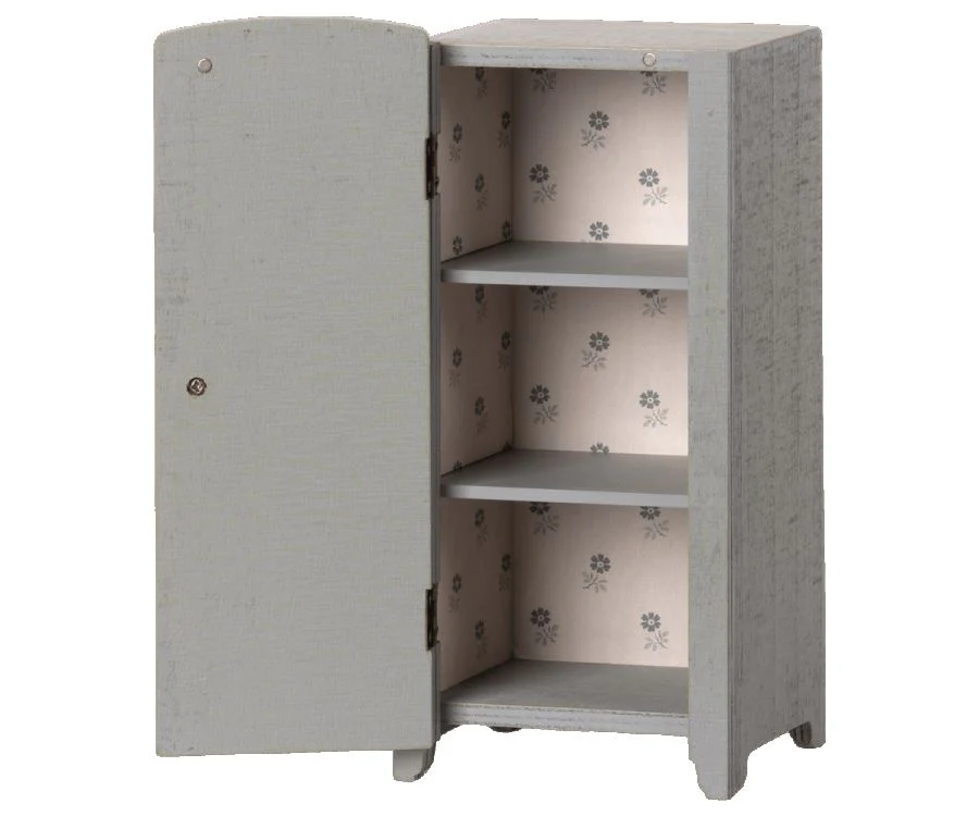 Maileg Miniature Closet