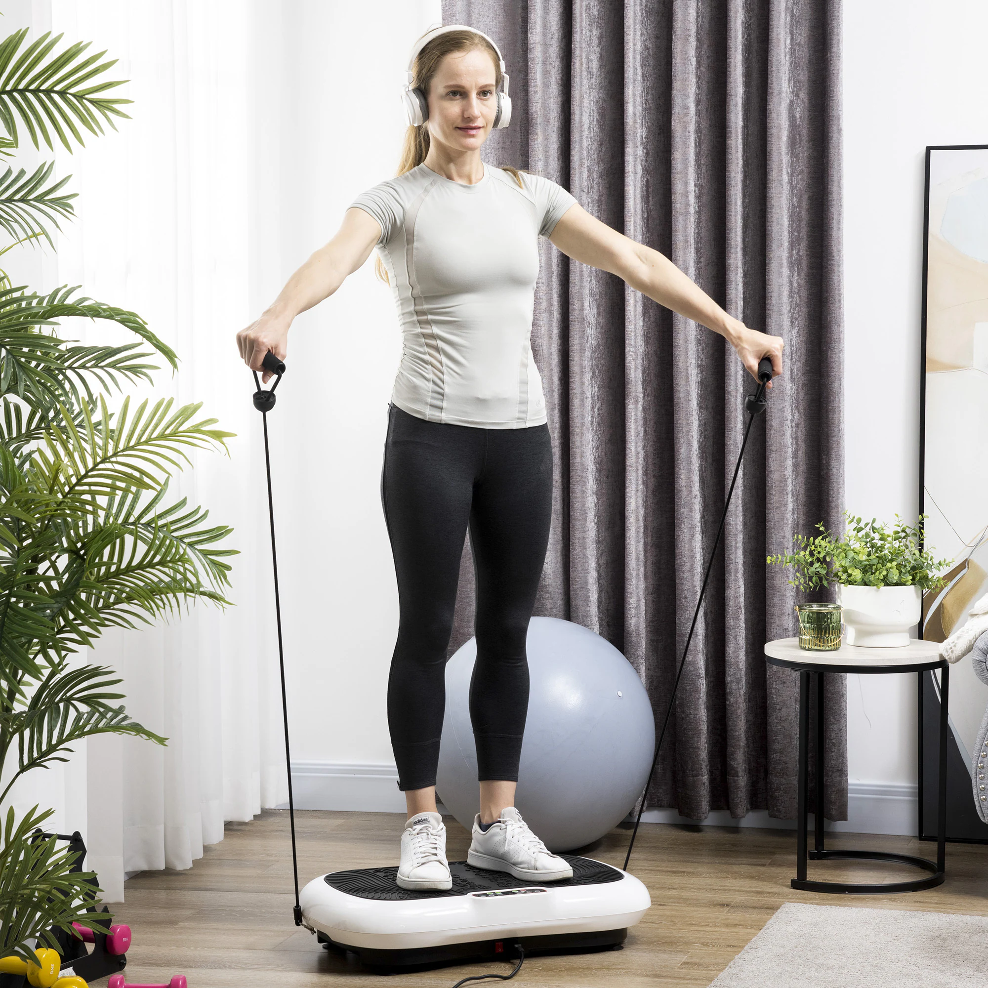 HOMCOM Vibrationsplatte mit Fitnessbändern schwarz, weiß 73L x 40B x 13H cm