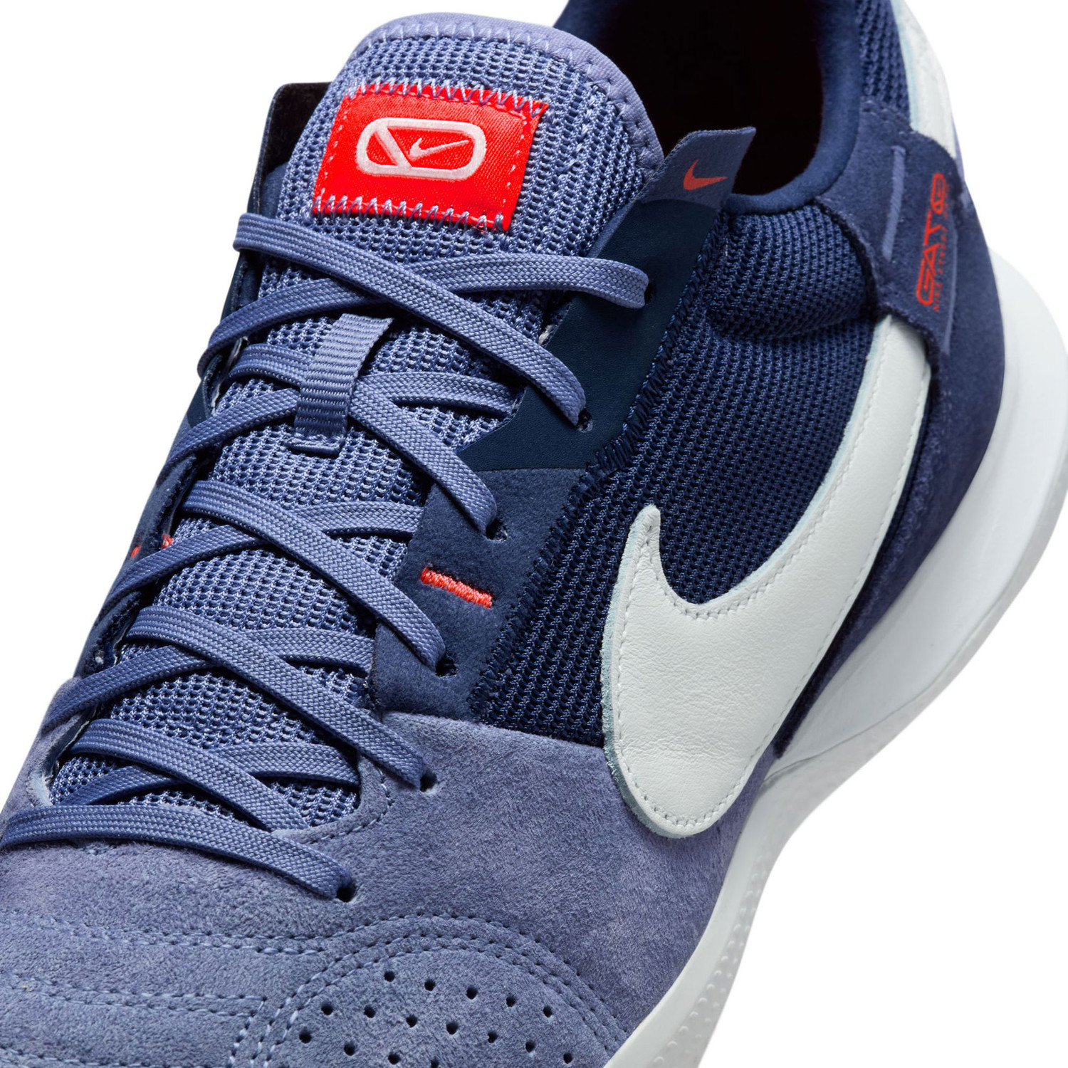 Nike Street Gato