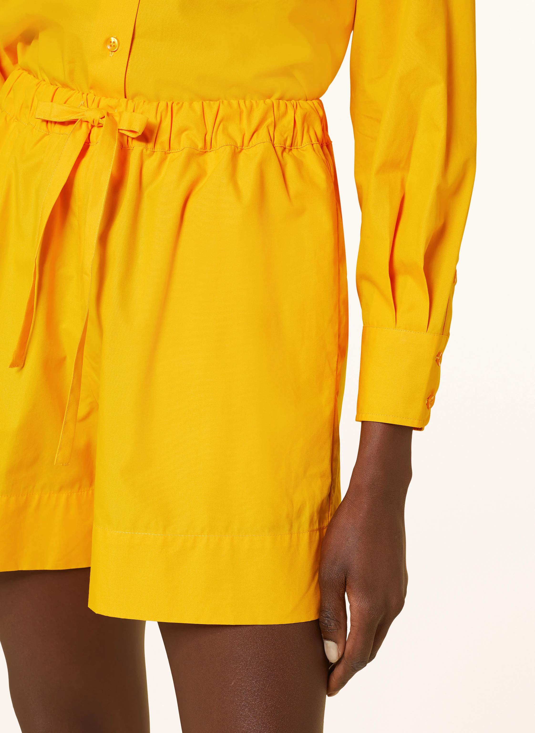 MRS & HUGS Shorts
