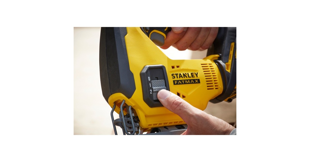 StanleyFATMAX V20 18V Decoupeerzaag  (Geel/zwart, Koffer, 2 accu's (2.0Ah) en oplader (4A) inbegrepen)