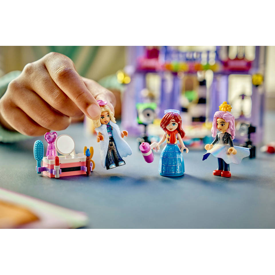 LEGO Friends Heartlake City modeshow 42685