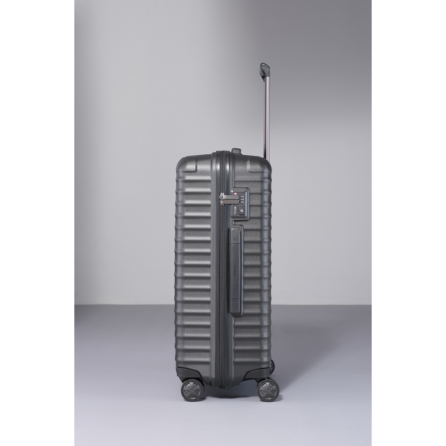 TITAN Litron 4 Wheel Trolley M black