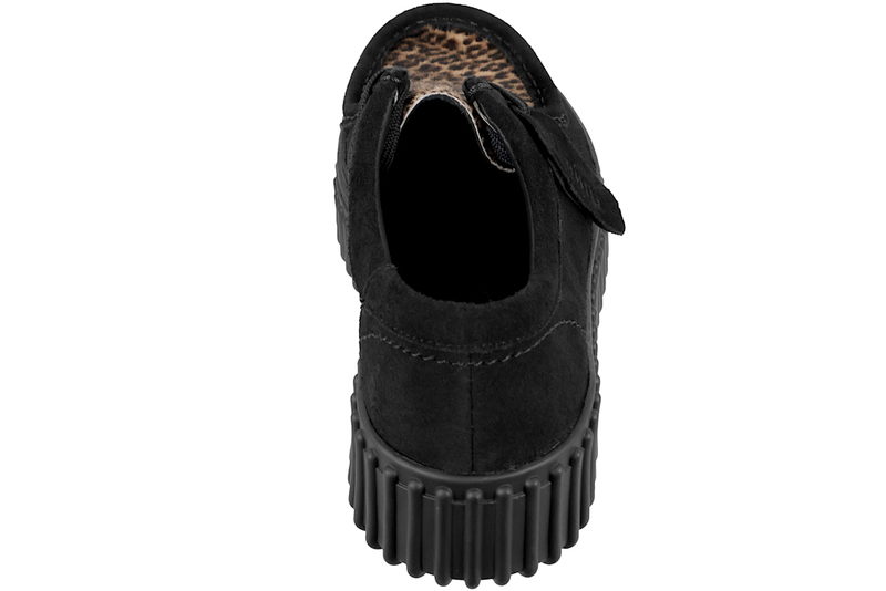 CLARKS TORHILL BEE LEOPARD SKO I SORT RUSKIND