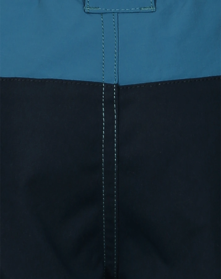 Shorts ORAVA in in seaport