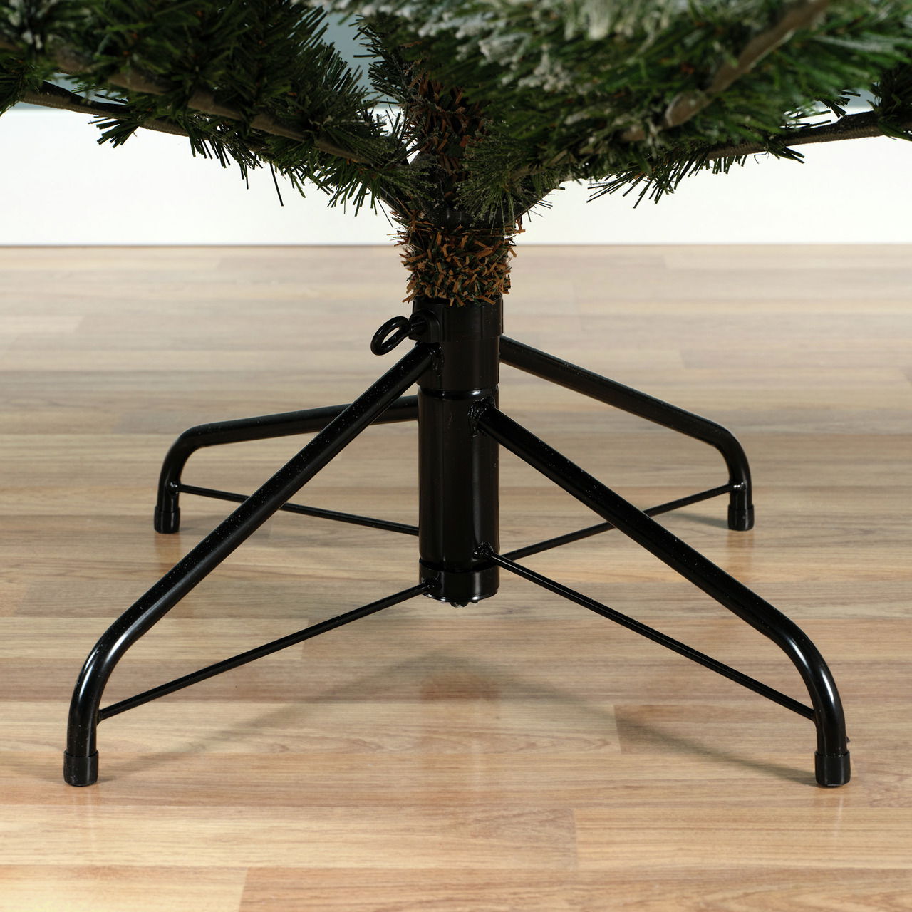 Everlands Künstlicher Weihnachtsbaum Grandis Fir beschneit 210cm