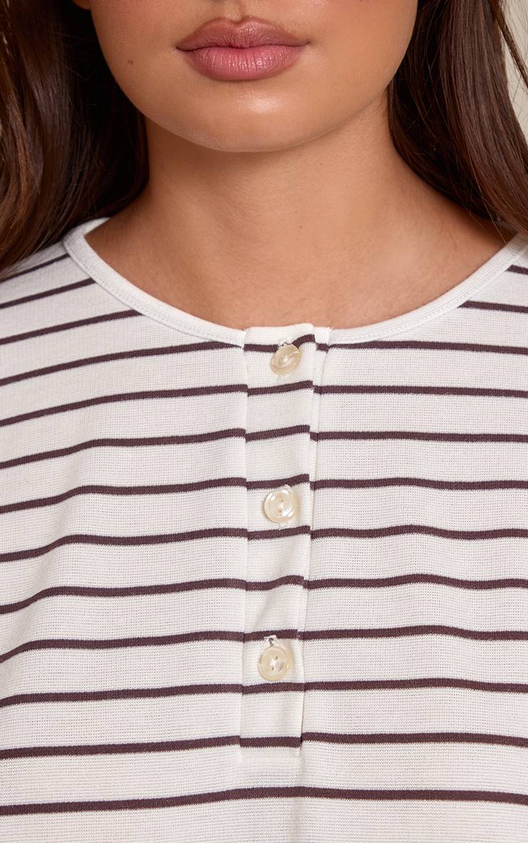 Crème Haut Oversize À Manches Longues À Rayures Avec Détail Boutonnage