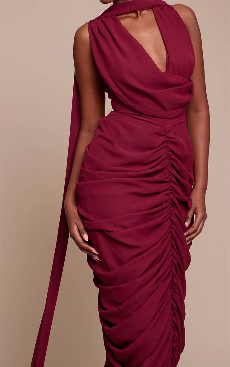 Rouge Vin Robe Longue Froncée En Mousseline Avec Détail Foulard