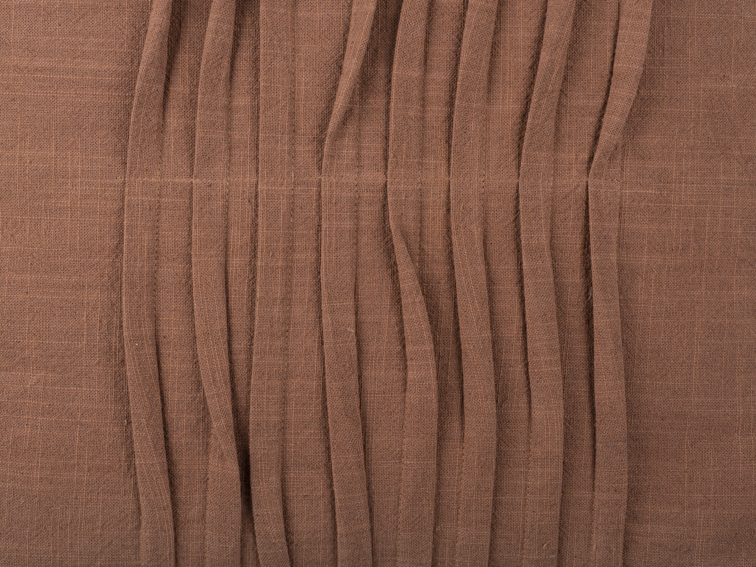 Cushion Wave square chocolate brown
