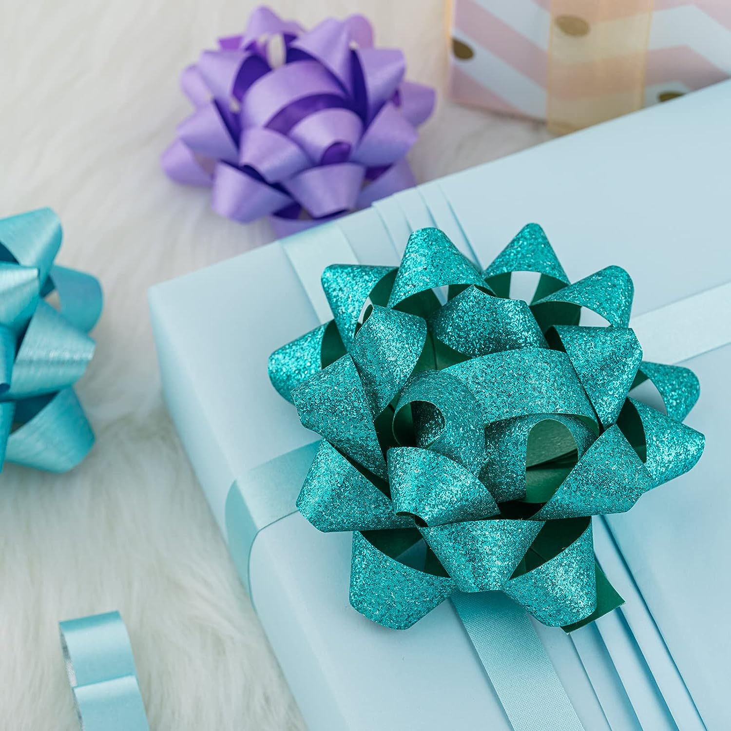 (10er Set) Ø75mm Selbstklebende Geschenk Maschen Glitzer Schleifen - Assortiert