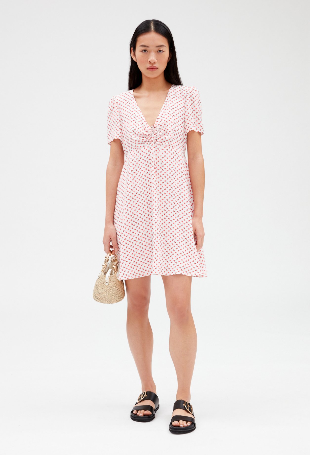 Robe courte evasee