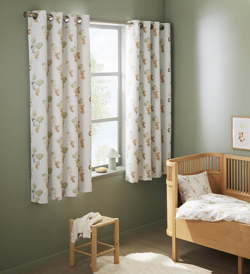 Mio lysdempende gardin 140x160