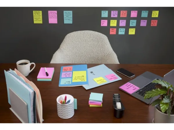 Post-it® Super Sticky Notes inkl. 3 linjerede   6 standard blokke - ass. størrelser med 90 ark pr. blok - (9 blokke)
