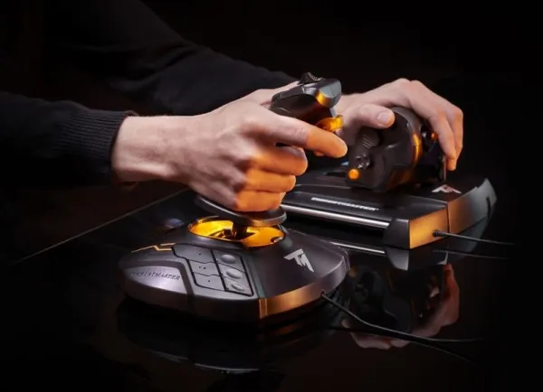 ThrustMaster T.16000M FCS Flight Pack - Joystick, speeder og pedaler - kablet - for PC