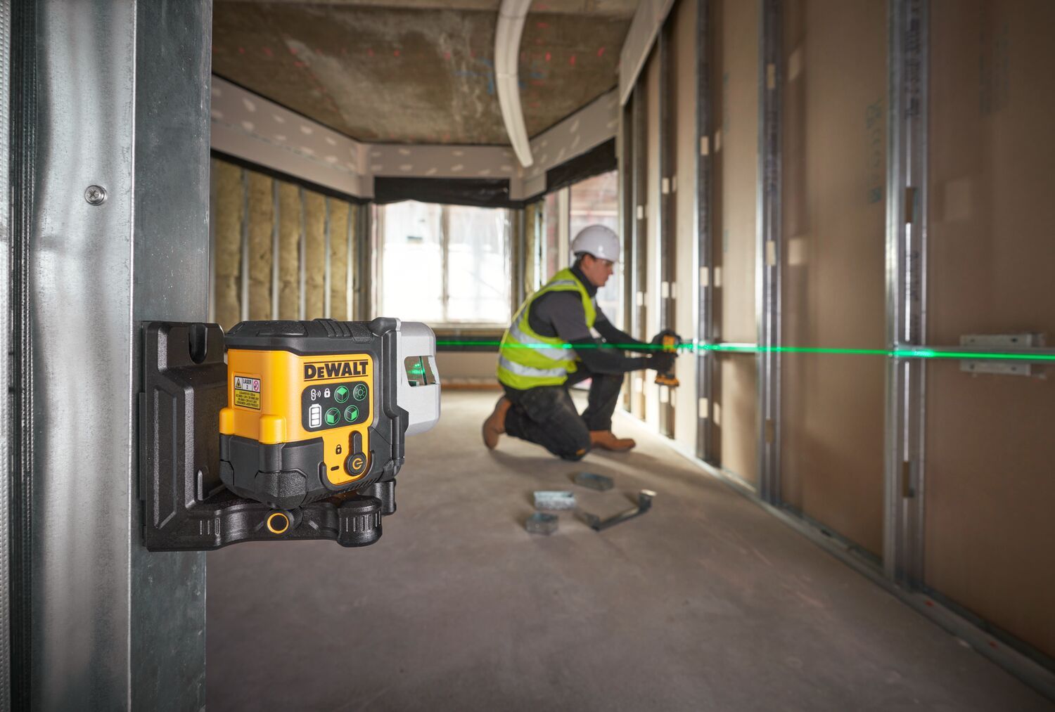 DeWALT DCLE14301GB 3x180° Kruislijnlaser groen USB-C