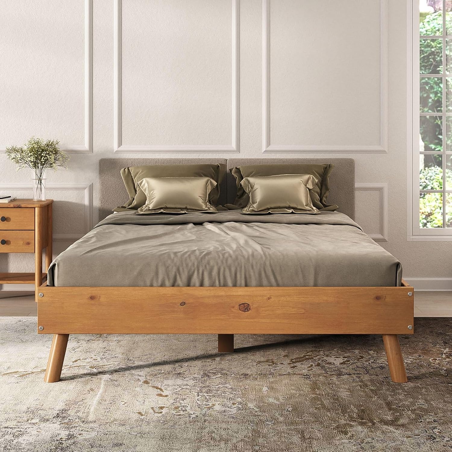 IDIMEX Futonbett Karri 140x200 aus Massivholz, Eiche Farben - Robustes Doppelbett mit konischen Beinen, Bett mit stabile Konstruktion - Mittelsteg mit Stützfüßen
