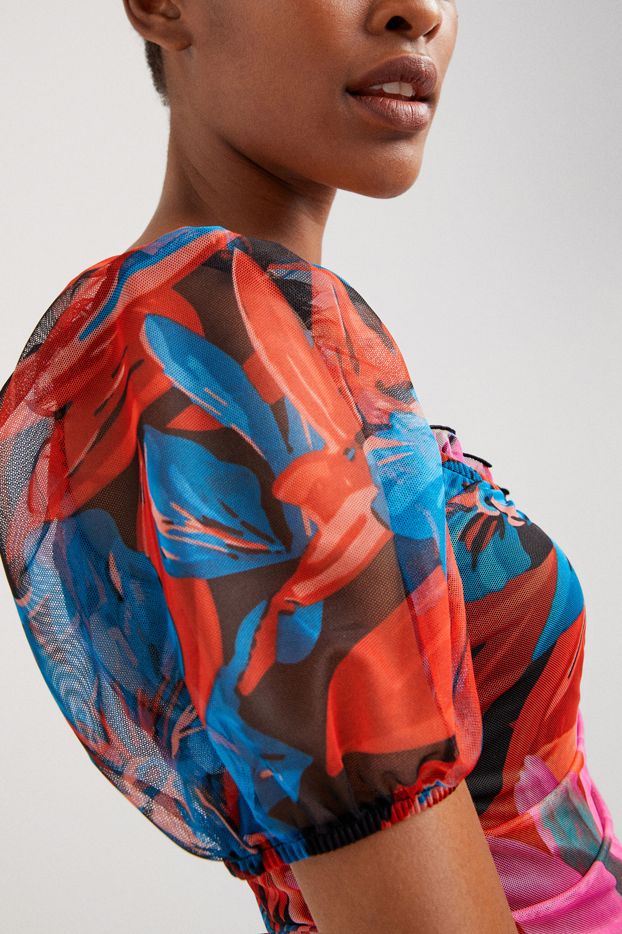 Robe froncée à fleurs