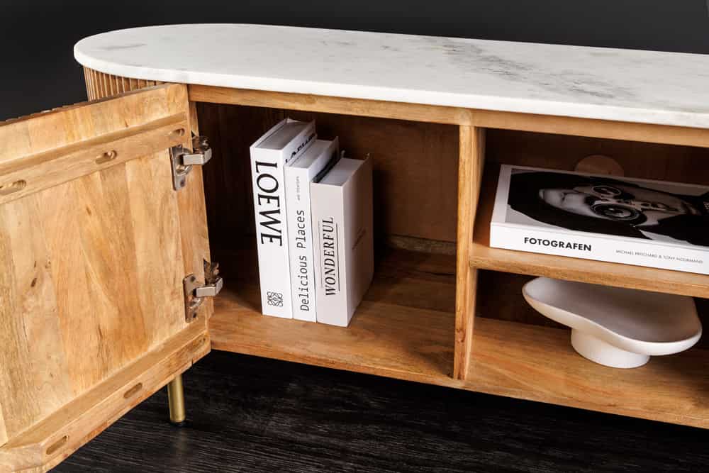 Massives TV-Board TRES CHIC 140cm natur Mangoholz weiß Marmor mit viel Stauraum