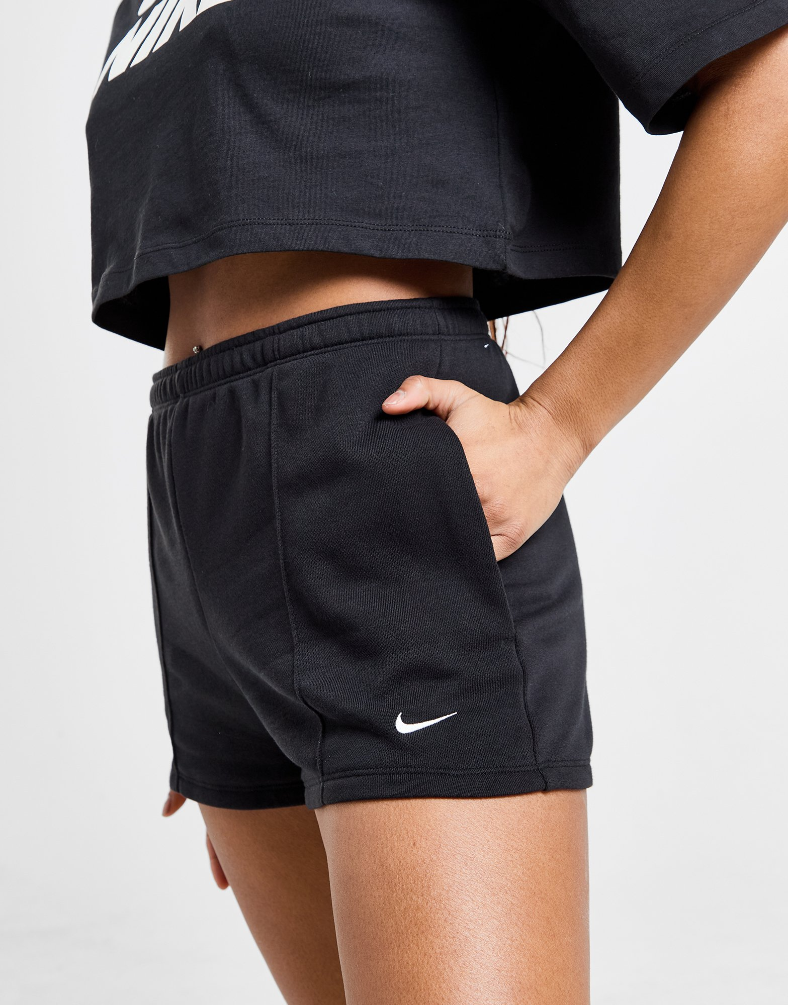 Nike Essential Sportswear Chill French Terry Shorts