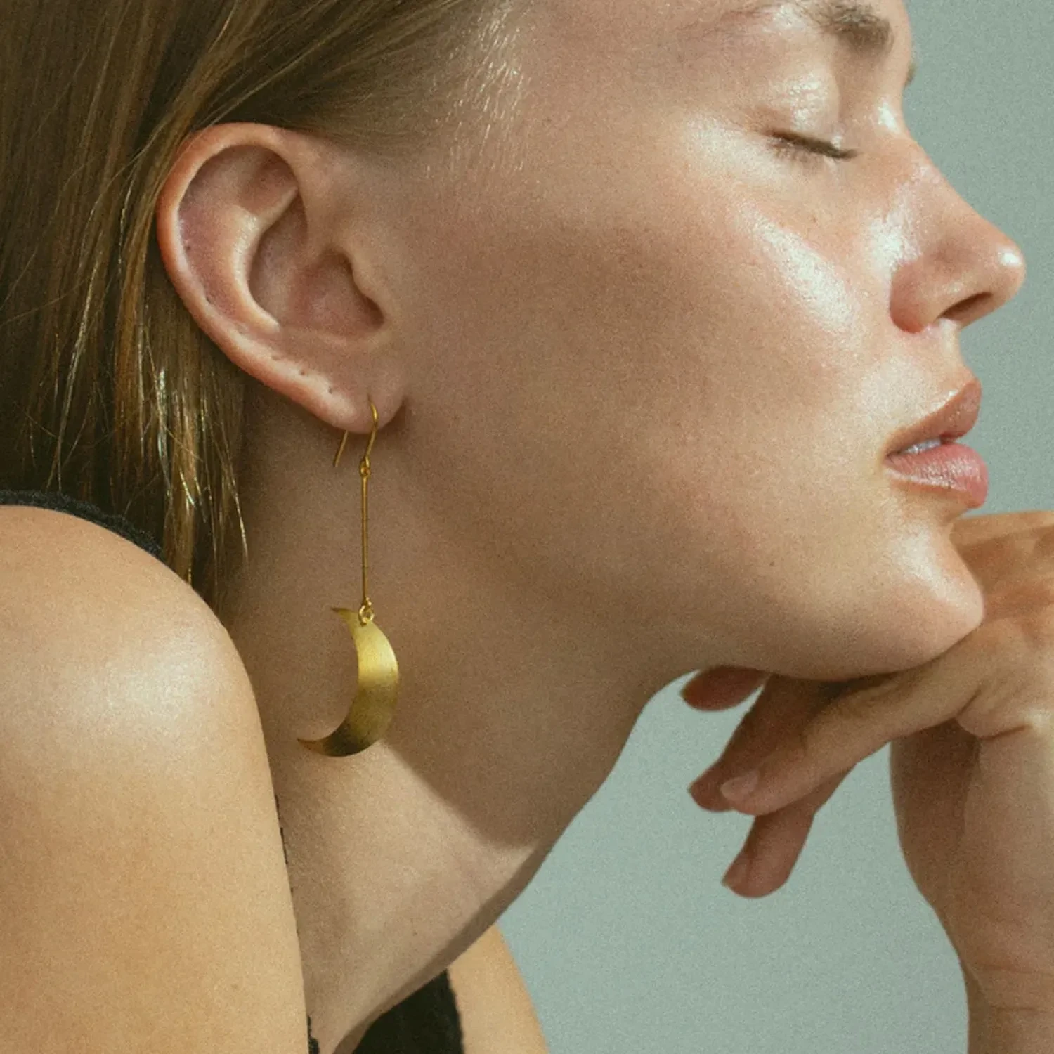 Jane Kønig Half Moon Ørering Single 18 kt. Forgyldt Sølv JKHM001-G
