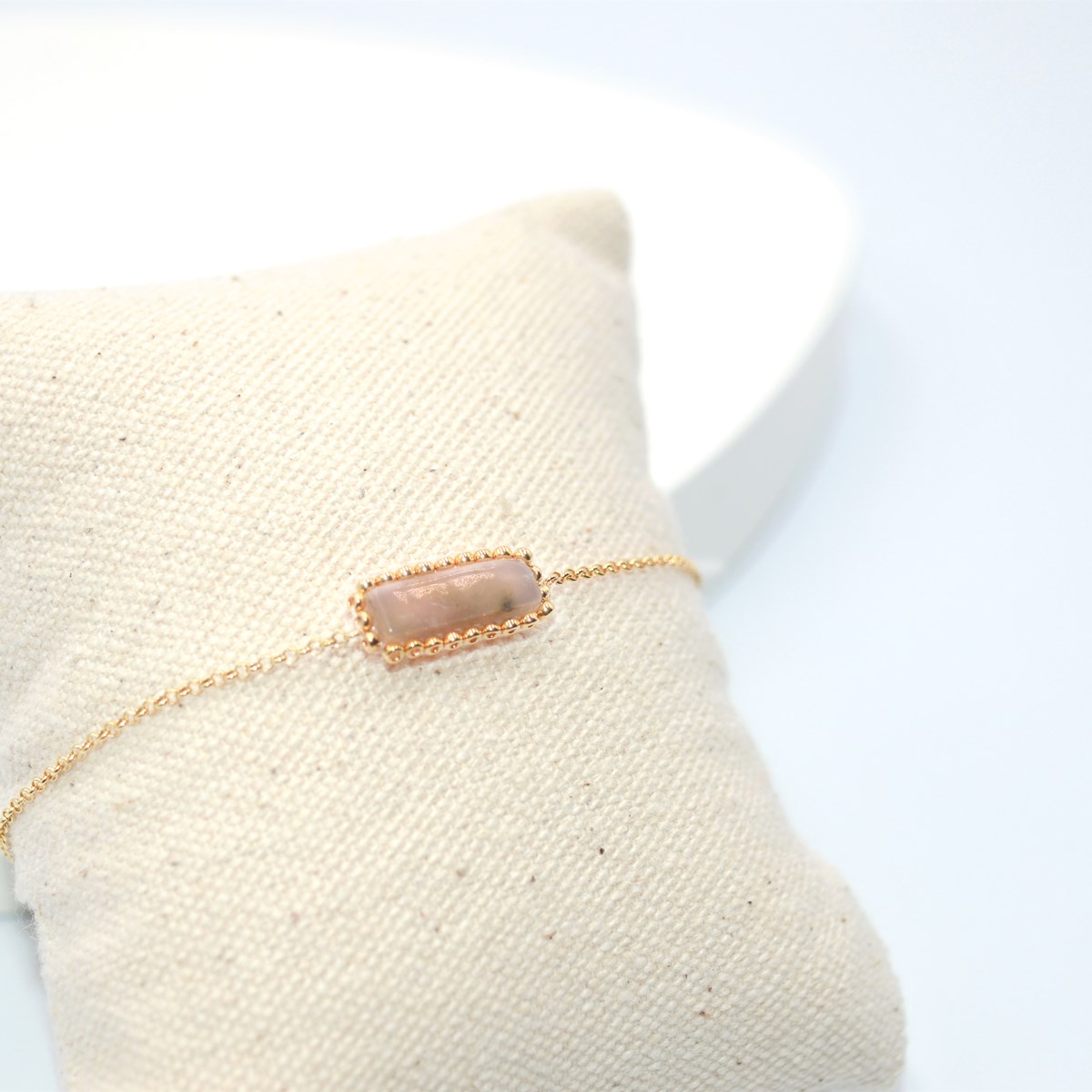 Bracelet avec perle d' agate Rose tissée main- Doré à l'or fin