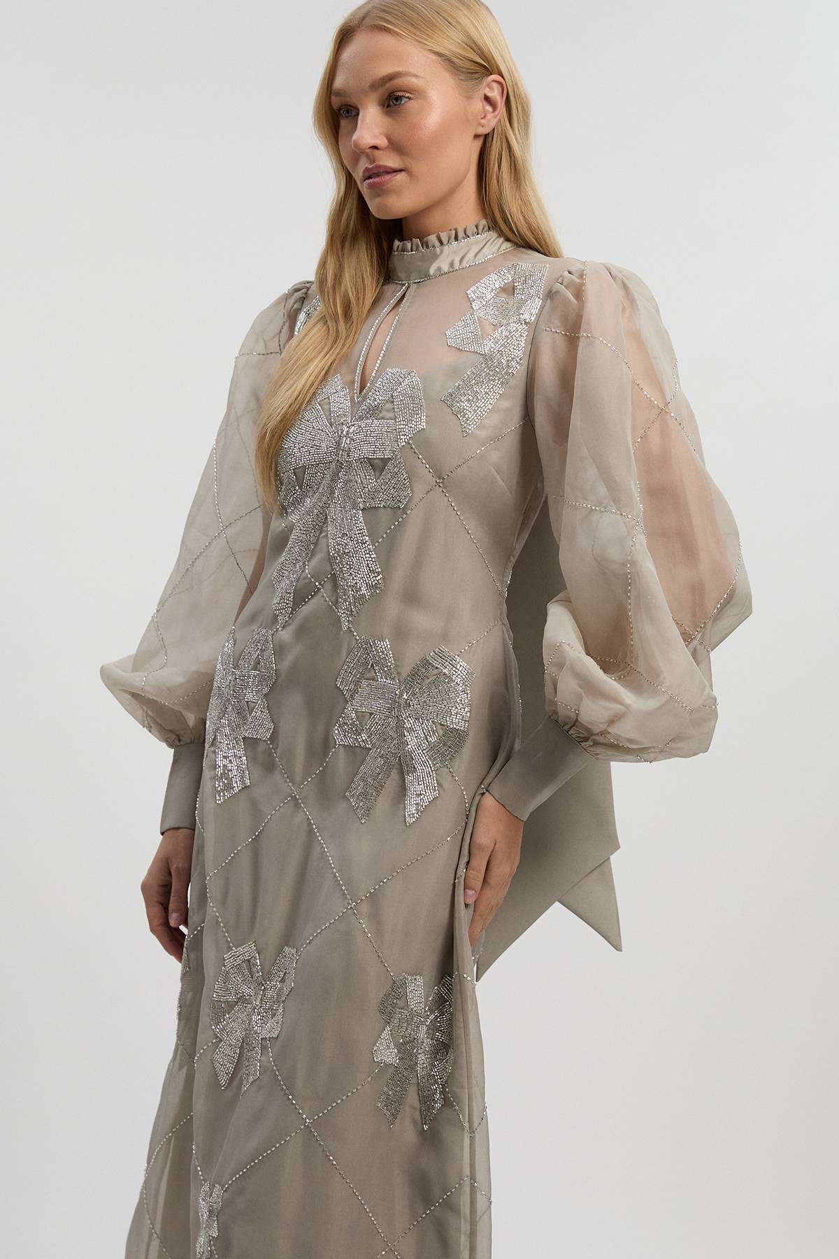 KarenMillen Robe Mi-longue en Organdi à Manches Bouffantes Ornée de Cristaux