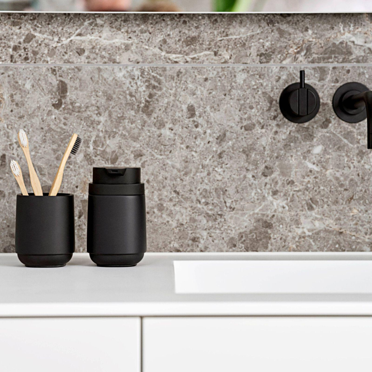 Zone Denmark Time zeepdispenser Black