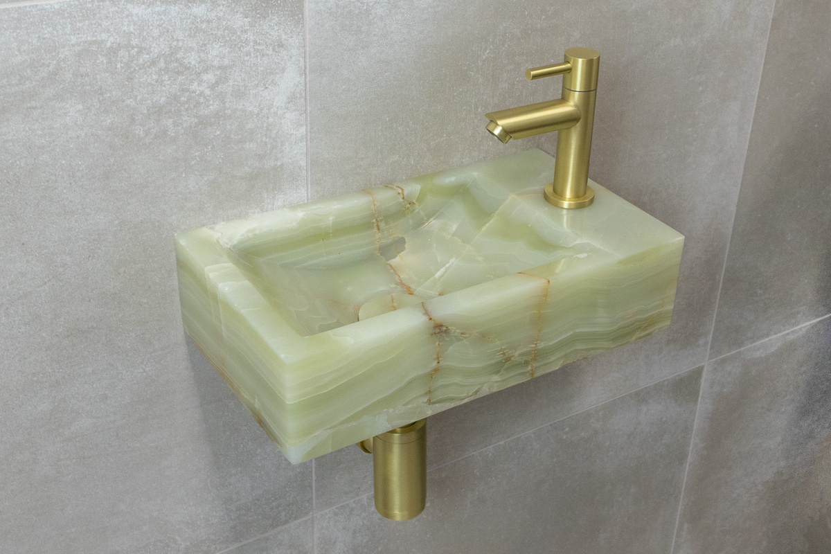 Saniclear Green Onyx fonteinset met rechte kraan in geborsteld messing