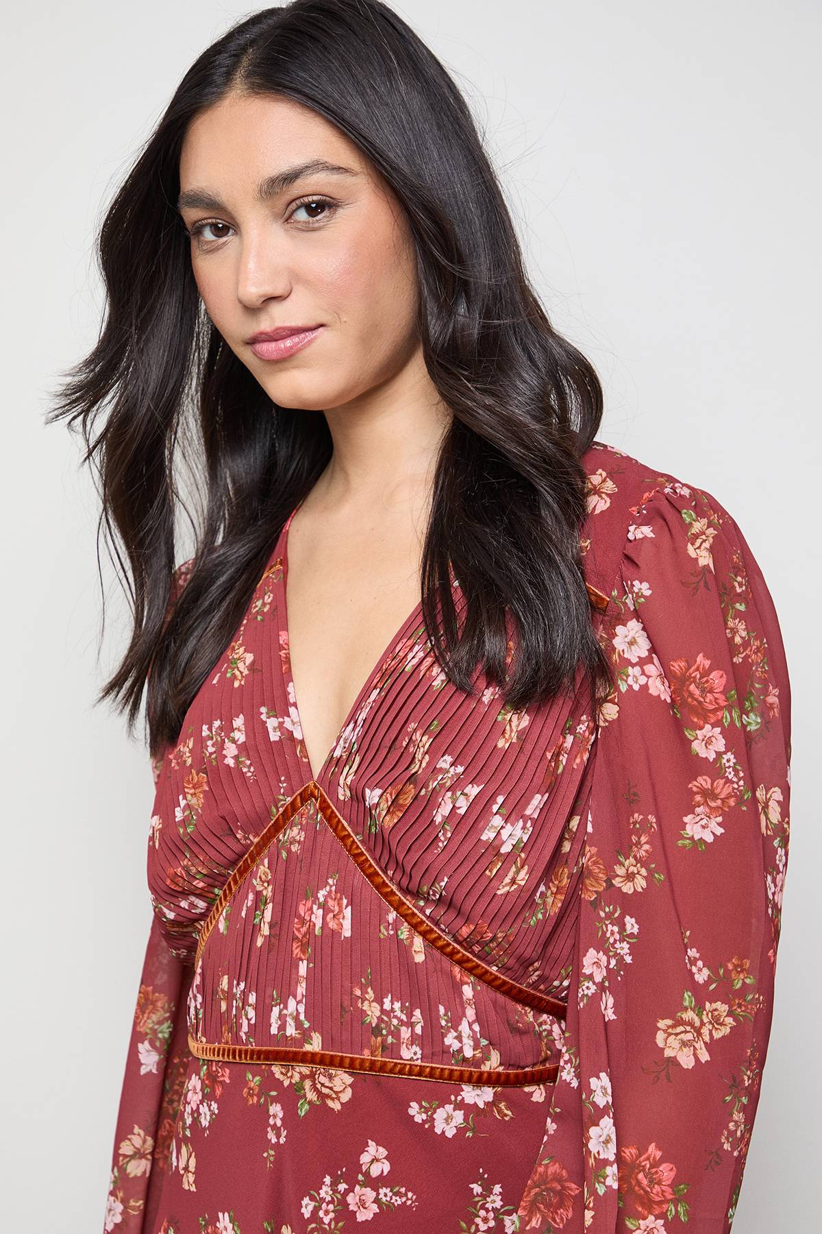 Oasis Robe Mi-Longue à Corsage Plissé Imprimé