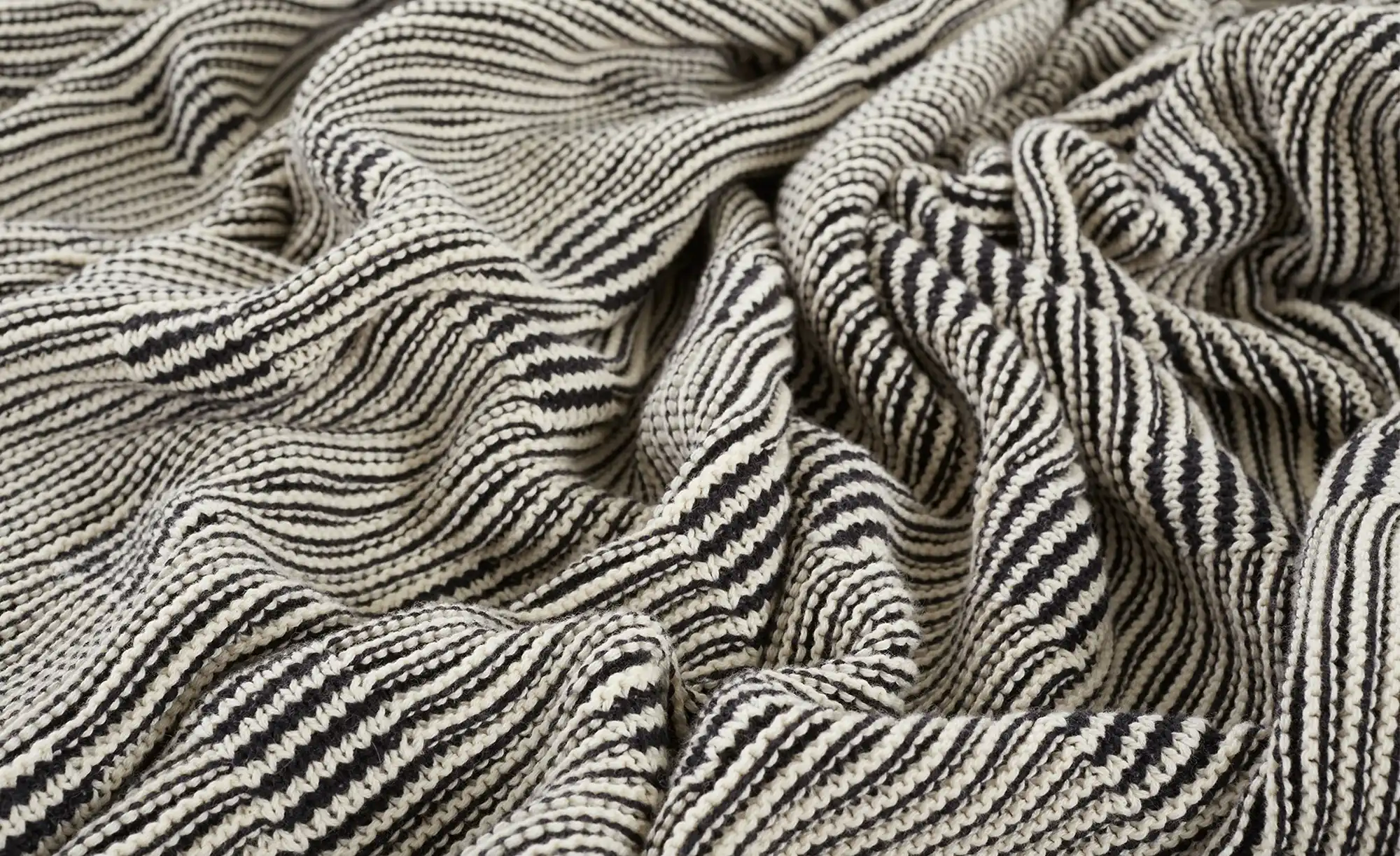 Gray & Jones Überwurf Black Coast