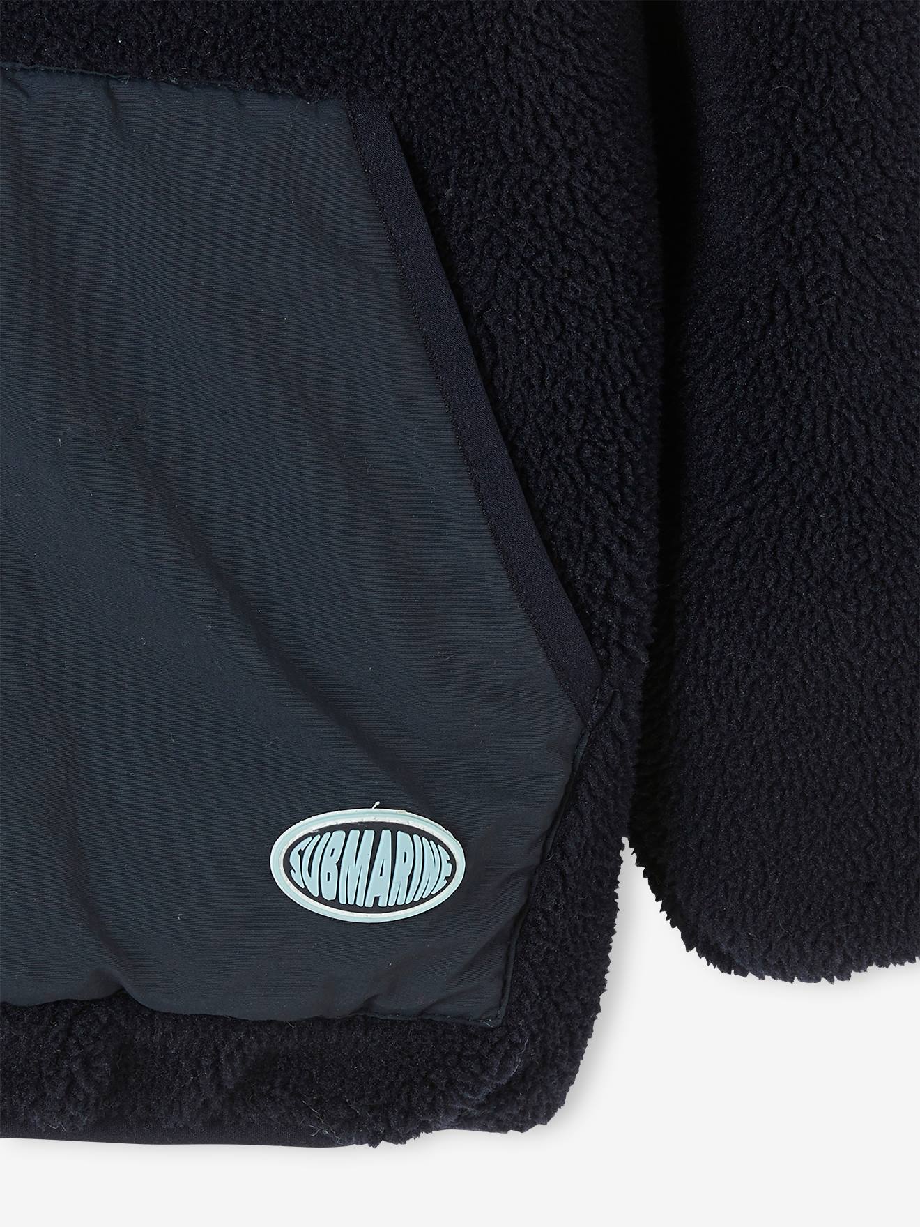 Jaqueta com capuz e zíper em sherpa para meninos, azul médio liso com estampas.