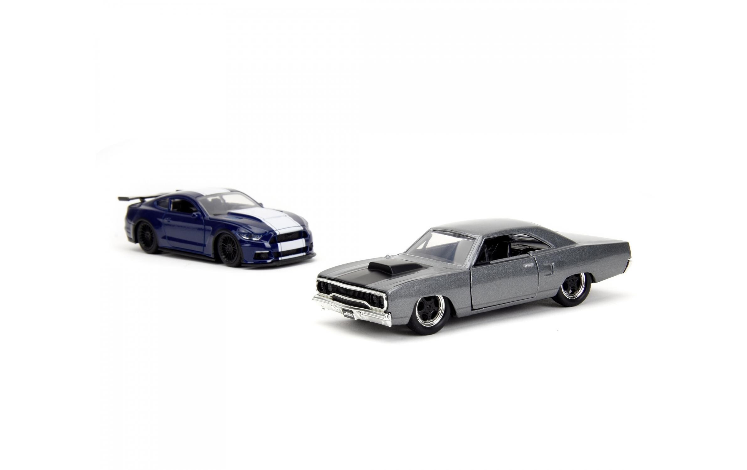 Fast & Furious Twin Pack Wave 4/1 1:32Fast & Furious Modellautos: 2016 Ford Mustang GT & Dom's Plymouth Road Runner