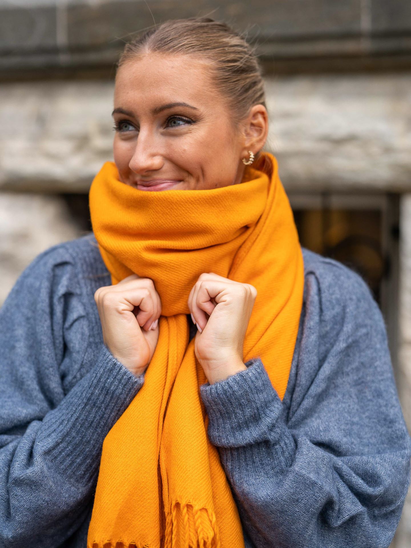 Ivalu Scarf