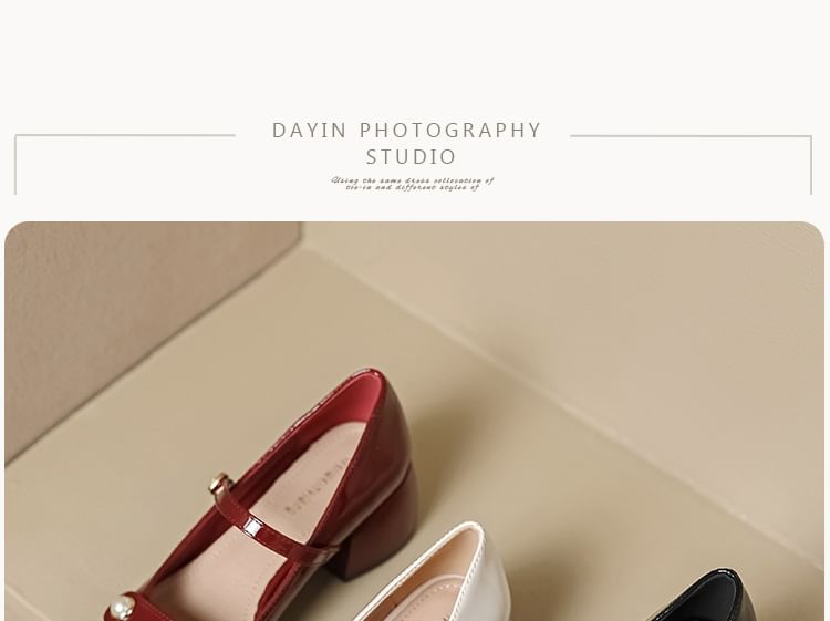 Aegina - Mary Jane pumps met vierkante neus, imitatieparels en blokhak