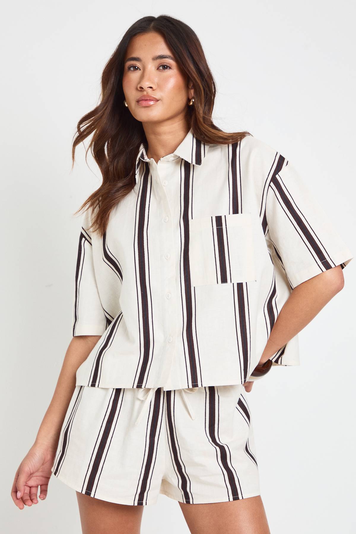 boohoo Ensemble Coordonné Chemise Ample Et Short À Rayures Effet Lin