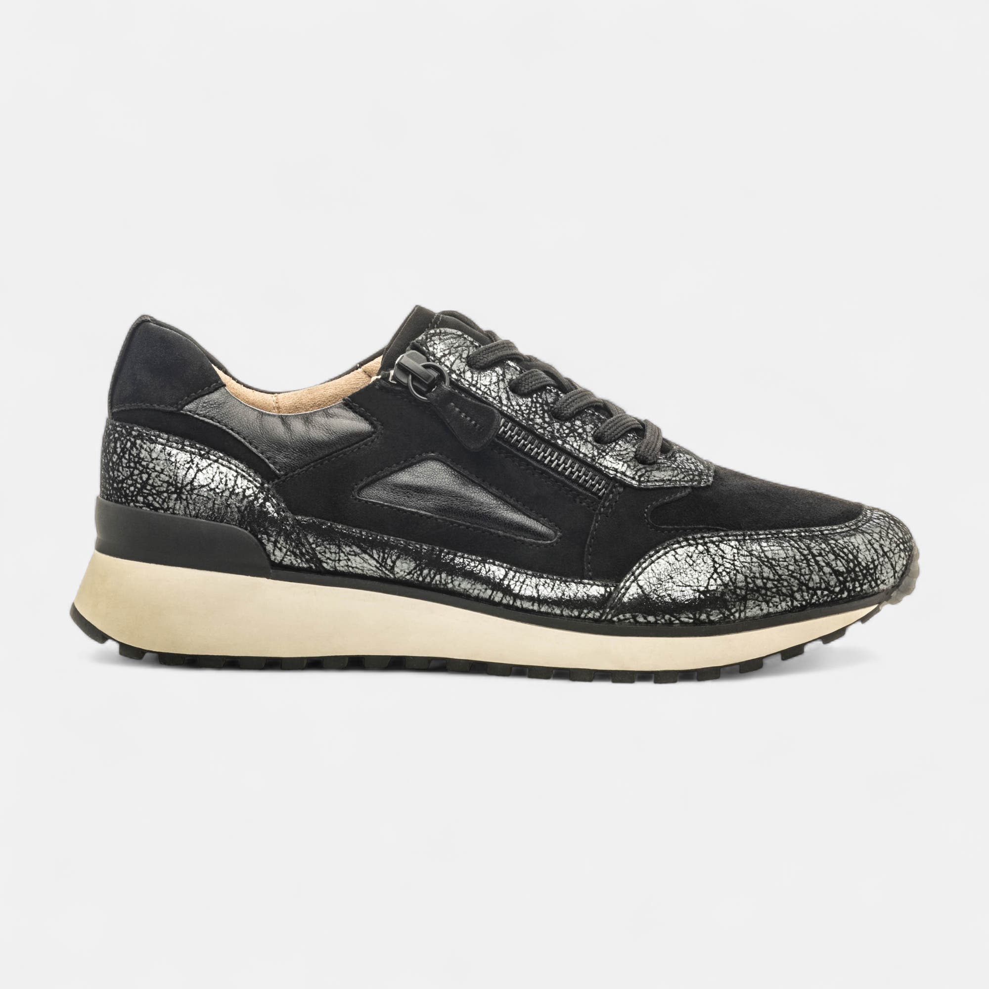 Baskets basses Femme en cuir noir