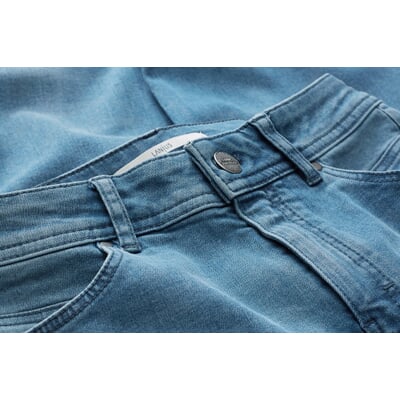 Damenjeans, Mittelblau