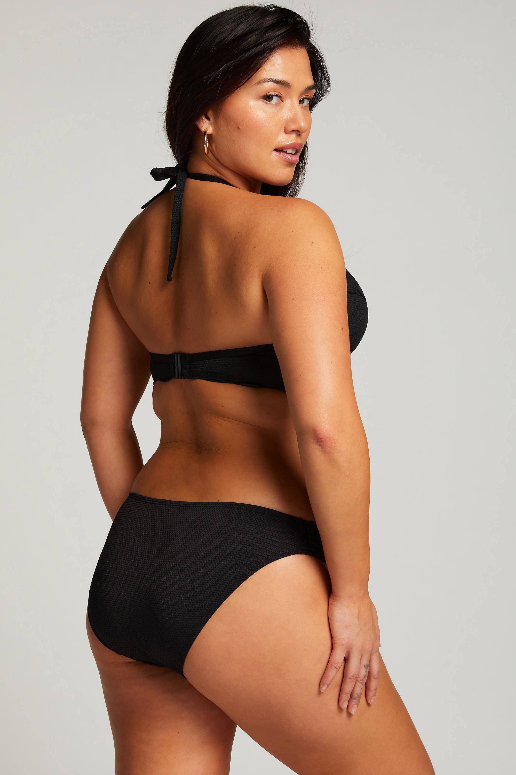 Hunkemöller voorgevormde push-up bikinitop Scallop met textuur zwart
