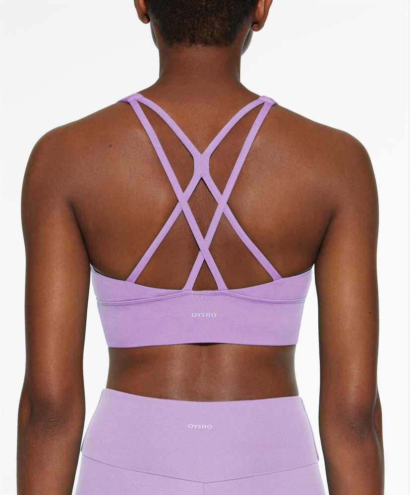 Sutiã esportivo com suporte médio para os seios.